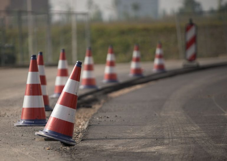 Bauarbeiten in der Luruper Hauptstraße dauern länger an.