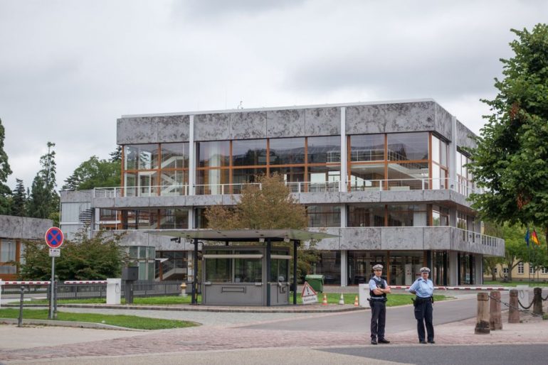 Drogenhilfe Abrigado neben Schule: Harburg setzt Sicherheitsdienst ein.
