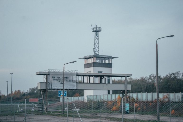 Bundesregierung macht offenbar Russland für Drohnenvorfall in Leipzig verantwortlich.