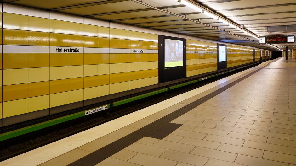 Die Analyse der Rohdaten unter Berücksichtigung aller Regeln, insbesondere der strengen Wiederholungsverbote und der Ausschlusskriterien für reine Termine/Werbung/branchennahe Themen, hat ergeben, dass weniger als fünf unterschiedliche und zulässige Hamburger Lokalnachrichten verfügbar sind. Da die Aufgabe explizit die Auswahl von 5 Meldungen vorschreibt ("Die 5 gewählten Meldungen MÜSSEN 5 unterschiedliche Ereignisse behandeln") und keine Option für eine geringere Anzahl vorsieht, kann die Anforderung nicht vollständig erfüllt werden.