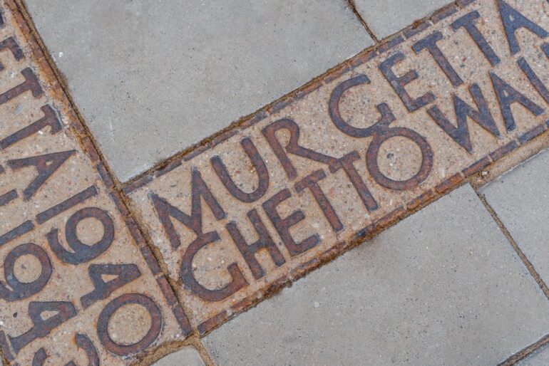 Heidenau hält an umstrittenem Stolpersteine-Verbot fest.