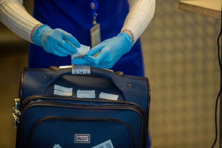 Kenia meldet ersten Ebola-Todesfall.